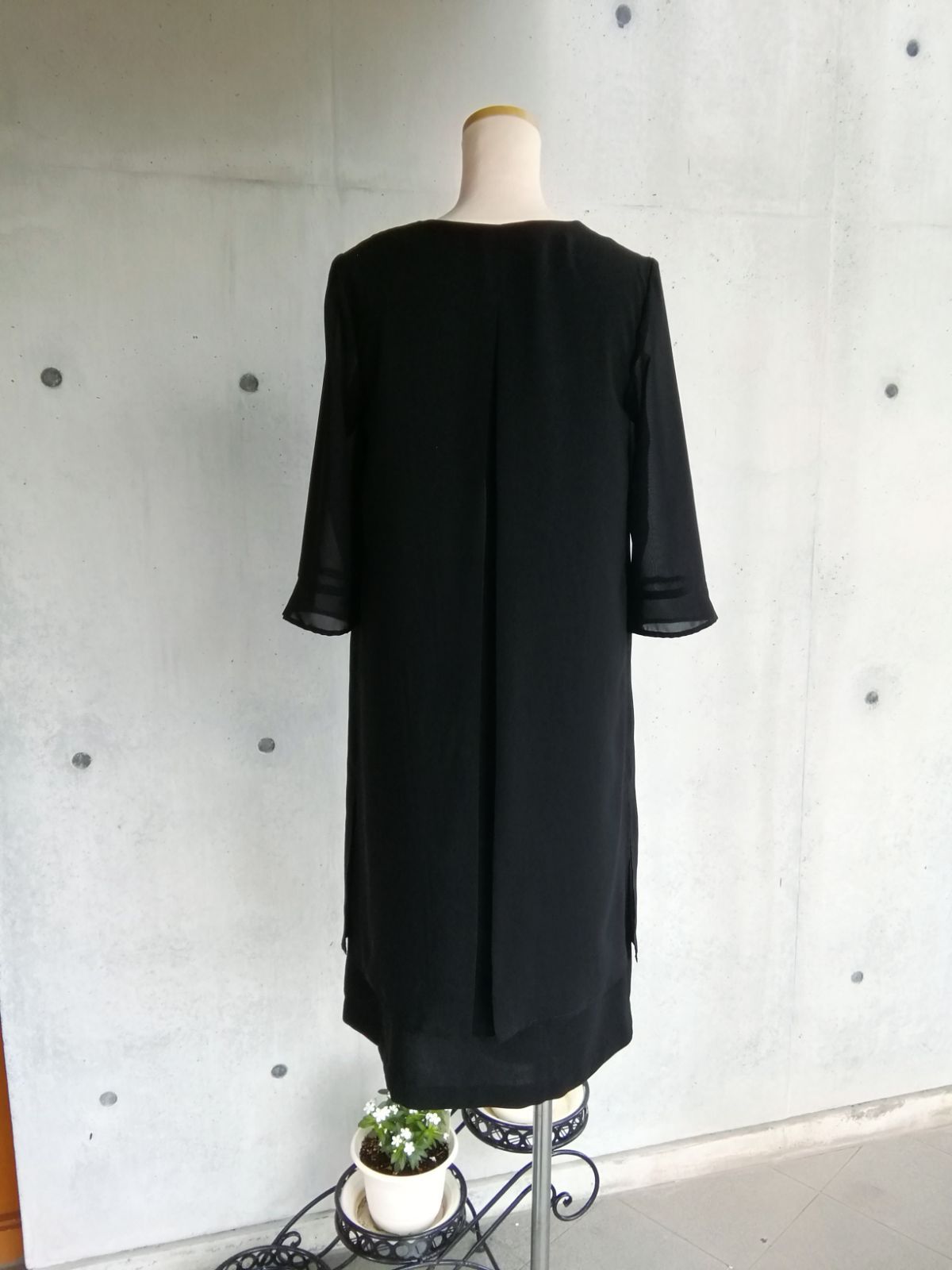 すっきちスリムな大人ワンピース 126800-2