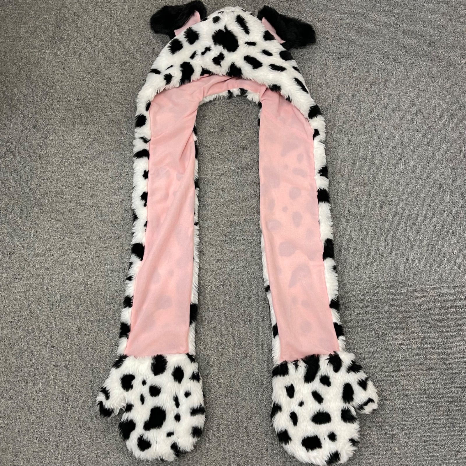ディズニー　101匹わんちゃん　マフラー　ファンキャップ　セット売り ディズニー 101匹わんちゃん マフラー ファンキャップ セット