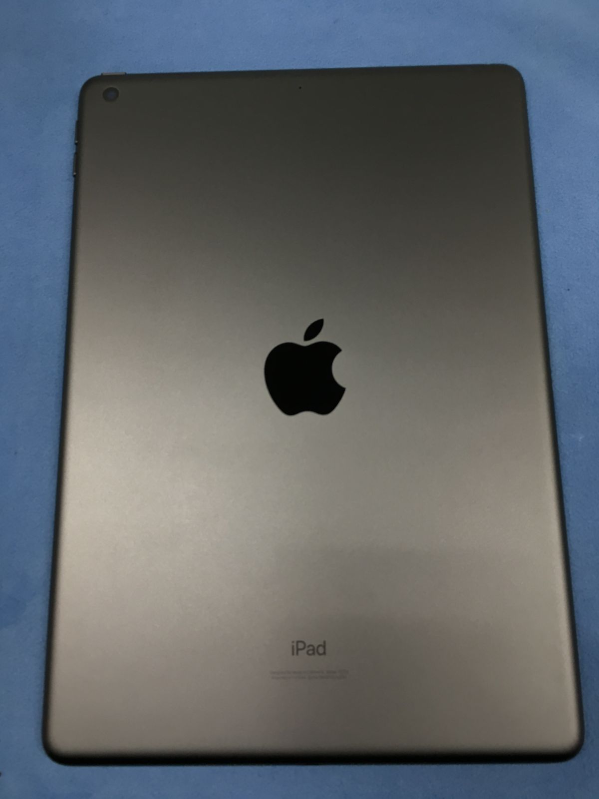 送料無料】美品 電池93％ Apple iPad 第8世代 Wi-Fi 32GB スペース