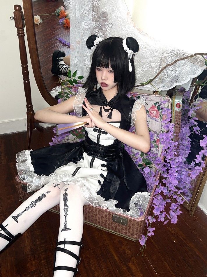 ドレス 黒白デザイン