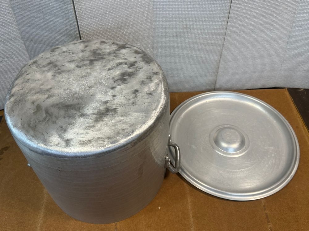 ◆◆◆お引き取り ◆◆◆アルミ 蓋つき 寸胴鍋 品 SKLAD-KIRPICHA_RU