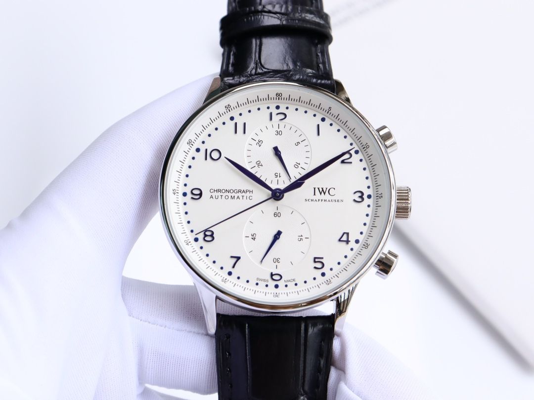 IWC ポートギーゼ メンズクロノグラフ - ケース カード 袋付き｜ ｜