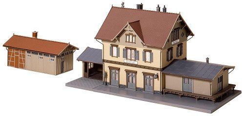 【新品未開封】FALLER HO110107 ギュグリンゲン駅 HOゲージ 人気スポー新作 新品未開封】FALLER HO110107 ギュグリンゲン駅