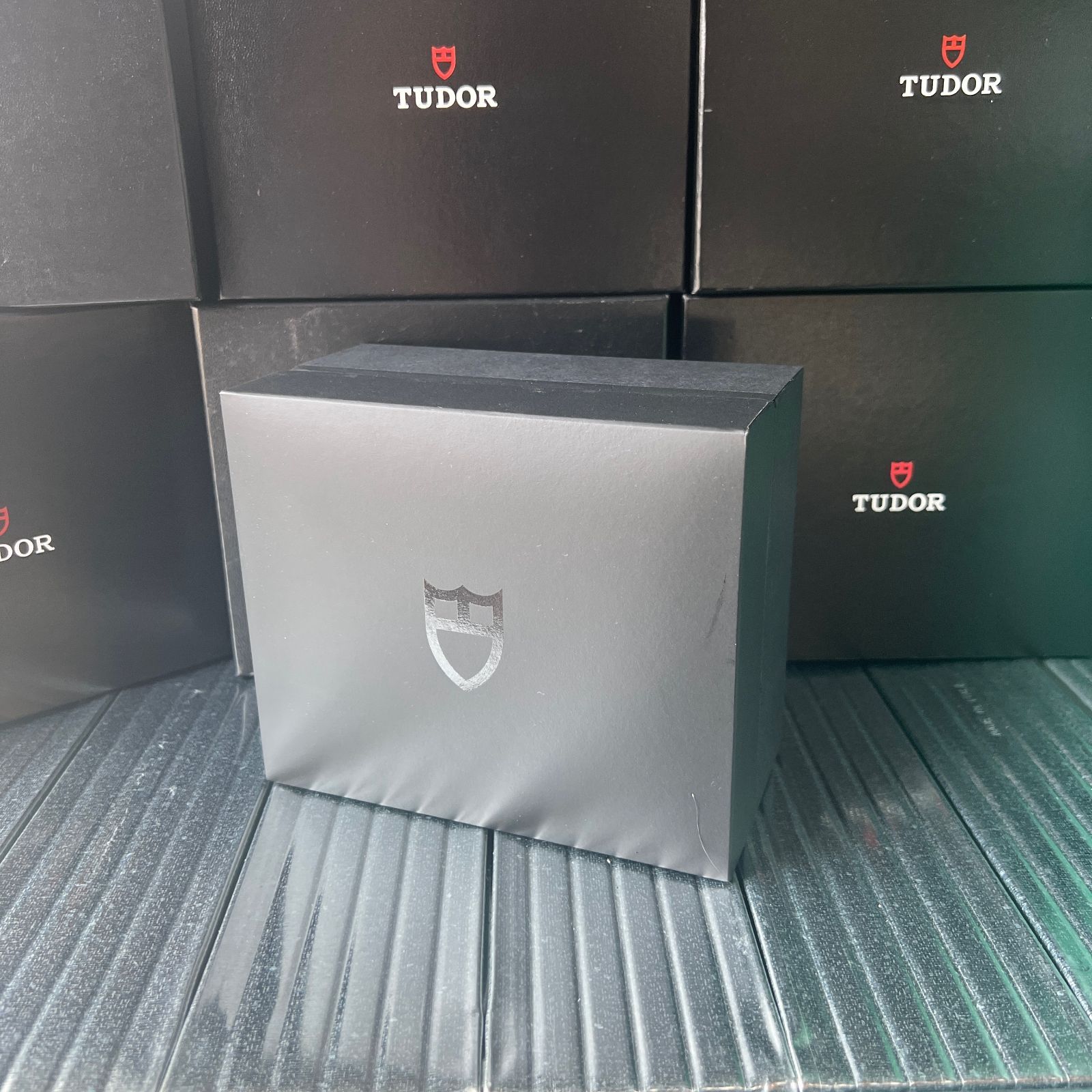 チューダー TUDOR 空箱 時計ケース BOX 6PSET - メルカリ