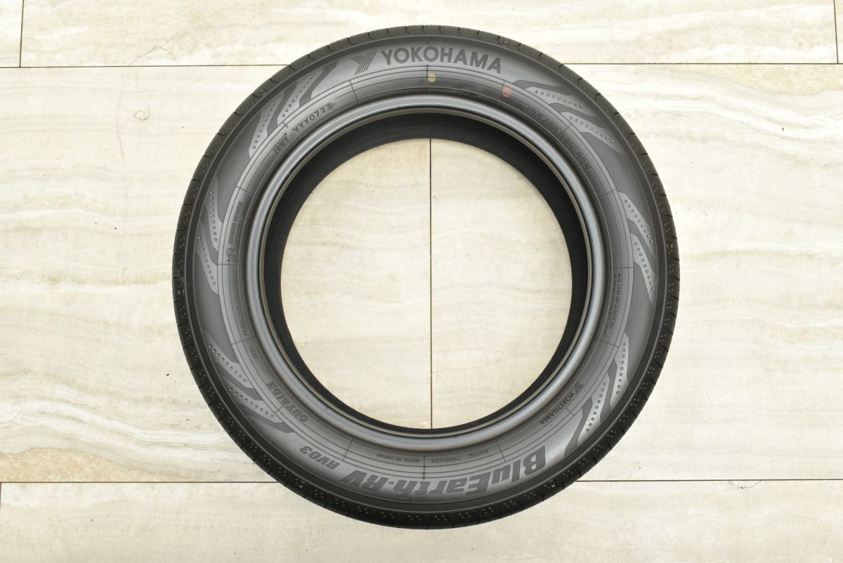 バリ溝】ヨコハマ ブルーアース RV03 195/60R16 2本セット ノア