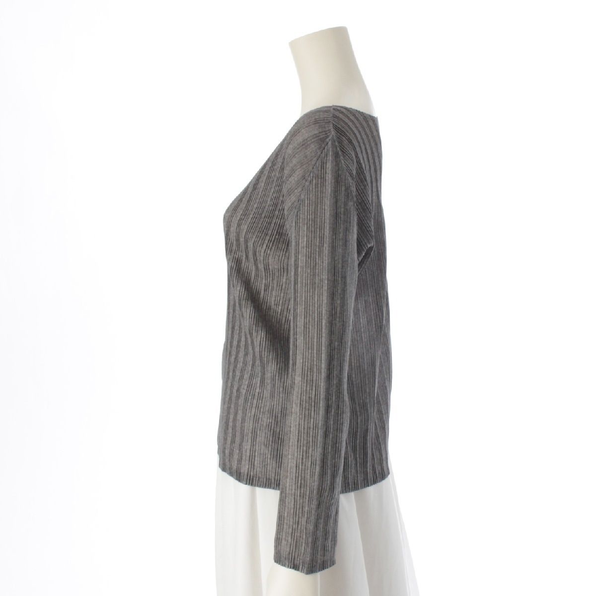 ISSEY MIYAKE - イッセイミヤケ 長袖 クルーネック カットソー トップス ブラウス PP21-FK391 グレー 3【中古】 イッセイミヤケ 長袖 クルーネック カットソー トップス