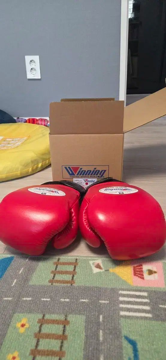 ウィニング JABF 10オンス レッド