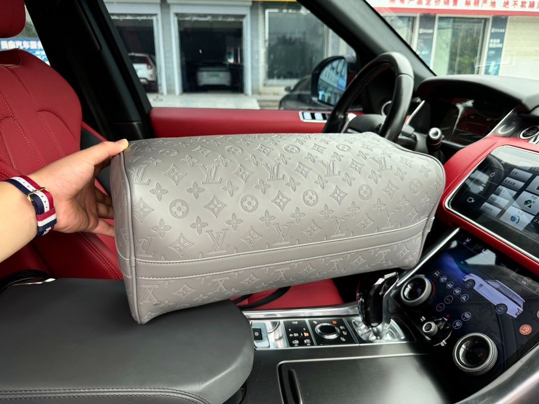 Vuittonトラベルバッグ