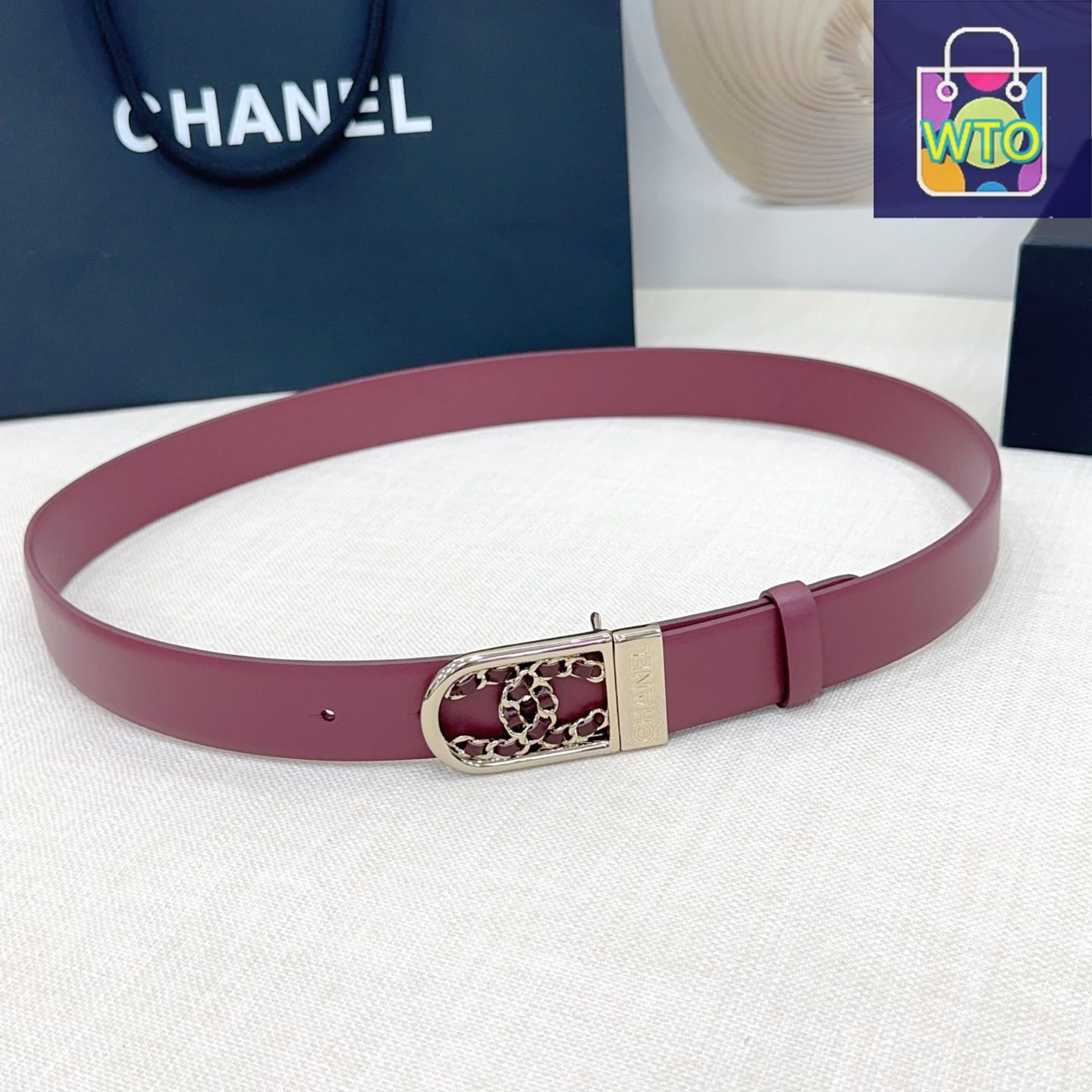 チ*ん様 CHANEL バーガンディ レザーベルト ダブルCロゴ 今日特価】Chanel ダブルフェイスレザーベルト-1 - メルカリ