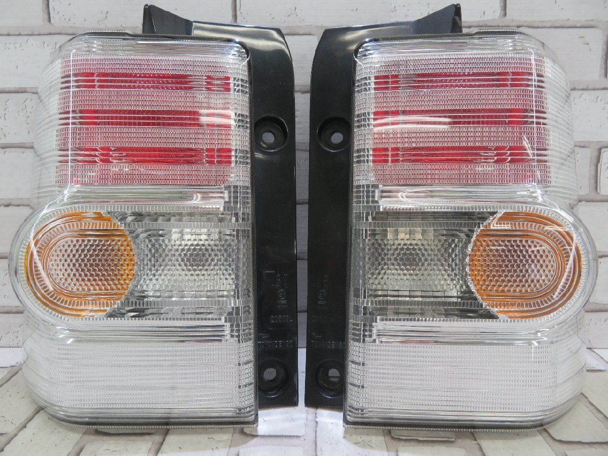 ダイハツ ムーヴコンテL575S テールランプセット ダイハツ純正 ムーブ