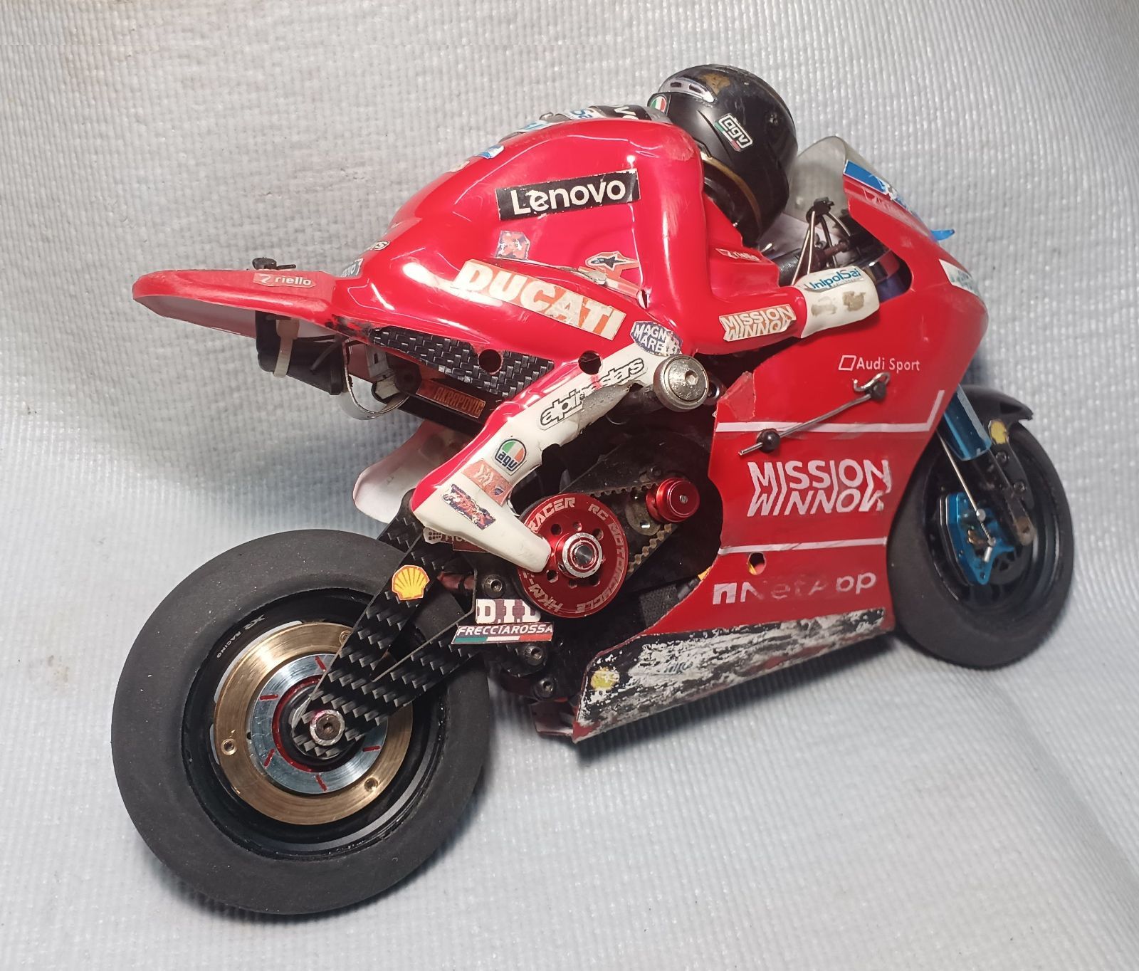 バイクラジコン　赤 kasumiya_hc-802r