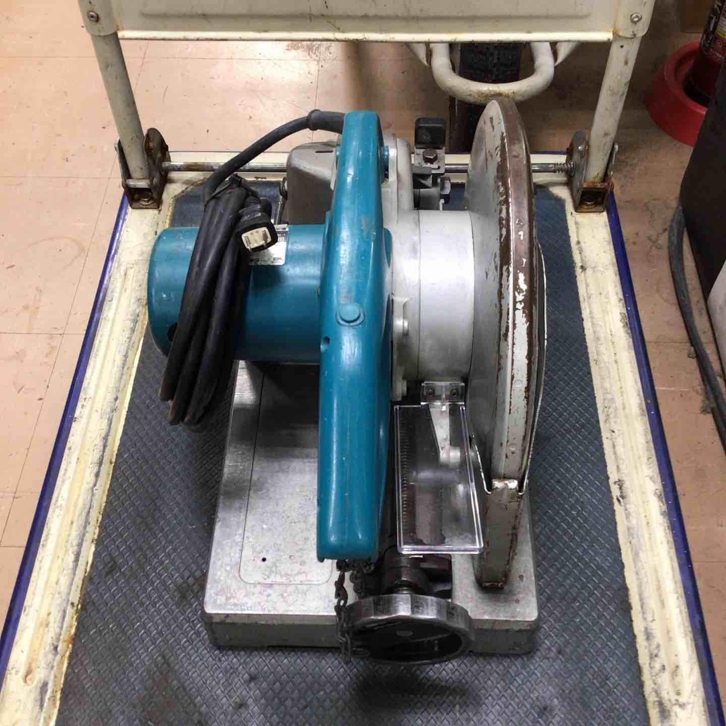 makita 305mmチップソー切断機