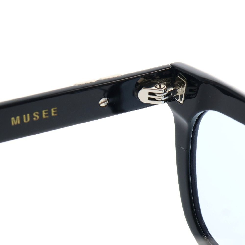 GENTLE MONSTER Musee ブラックサングラス Gentle Monster Breezebe サングラス | ブラック | FARFETCH JP