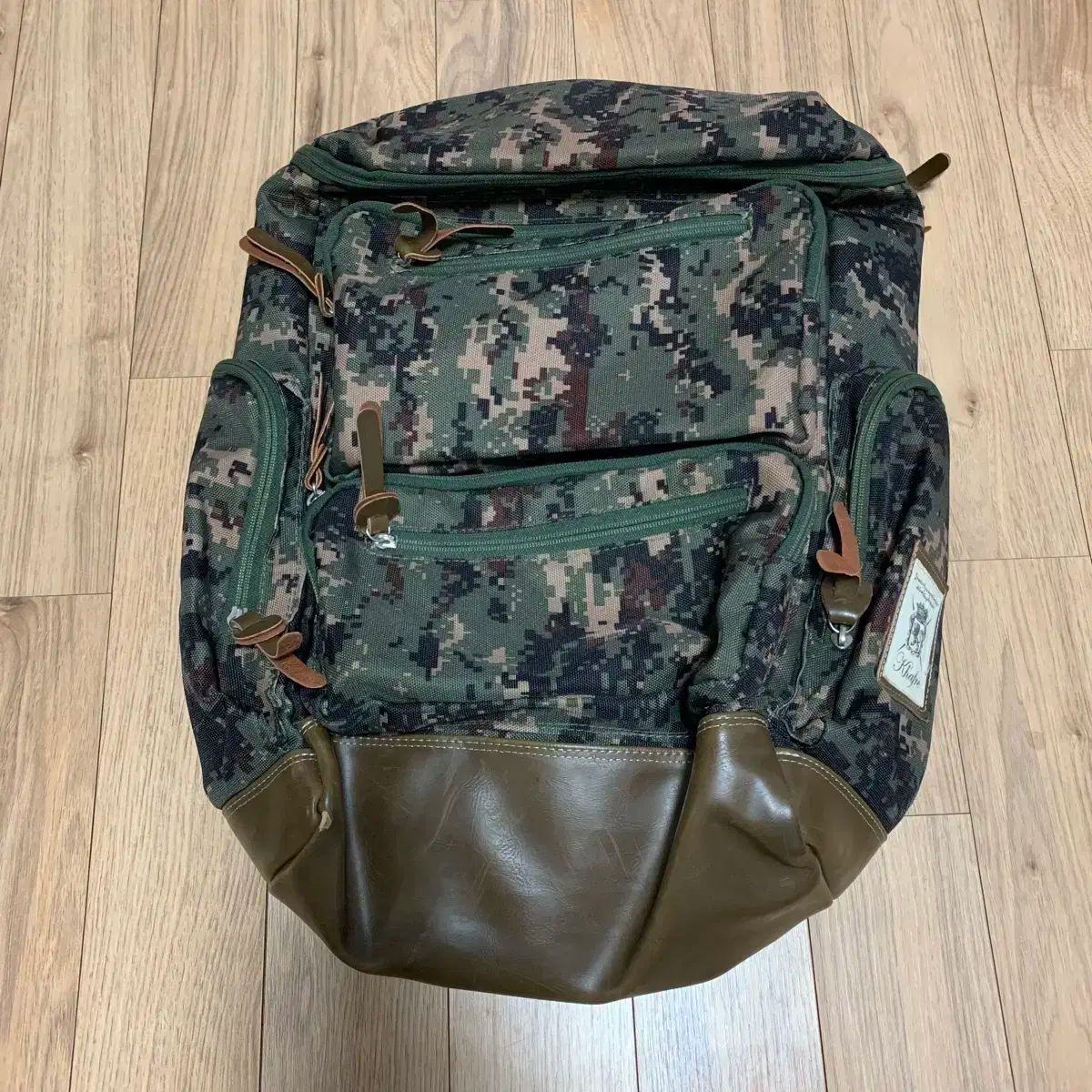 【雷市場（ポンジャン）商品韓国直送】 ミリタリー バッグ リュック リュックサック 販売