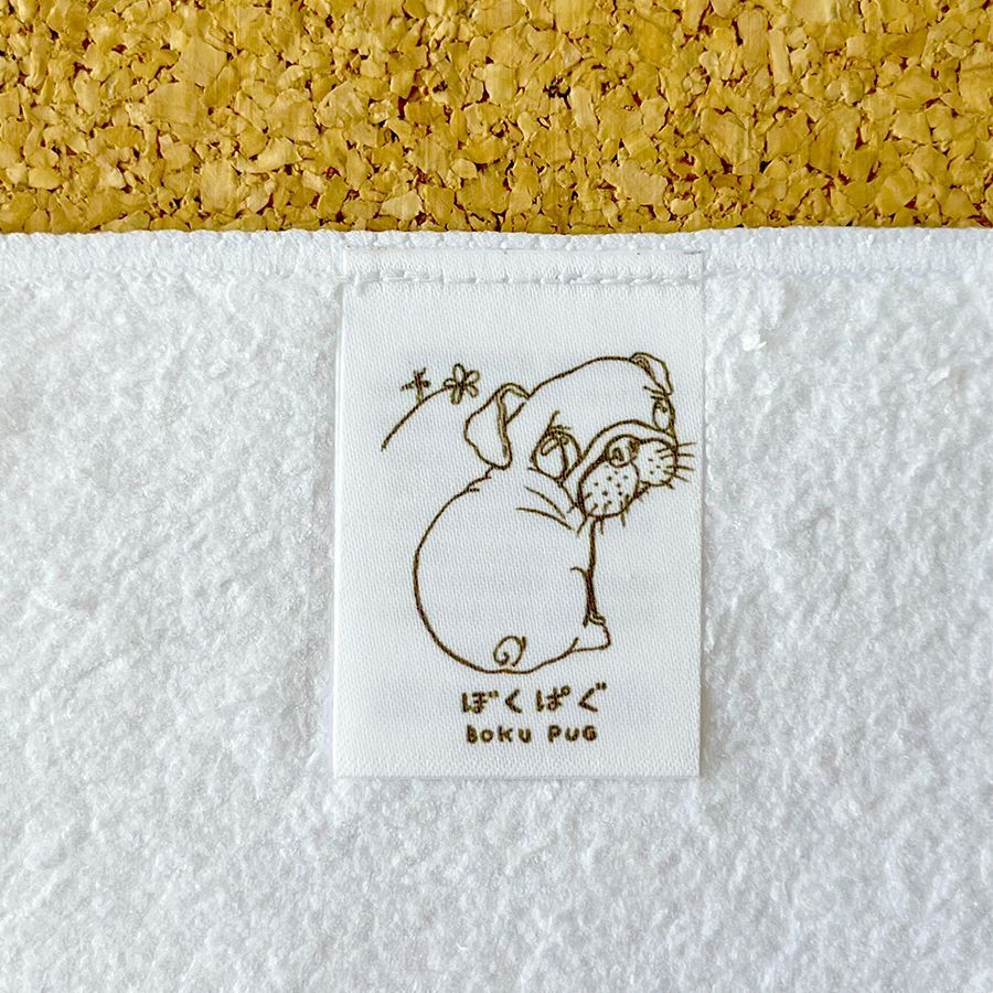 黒パグ】ハンカチタオル🌟ラッピング対応🌟プレゼントにも♪ - メルカリ