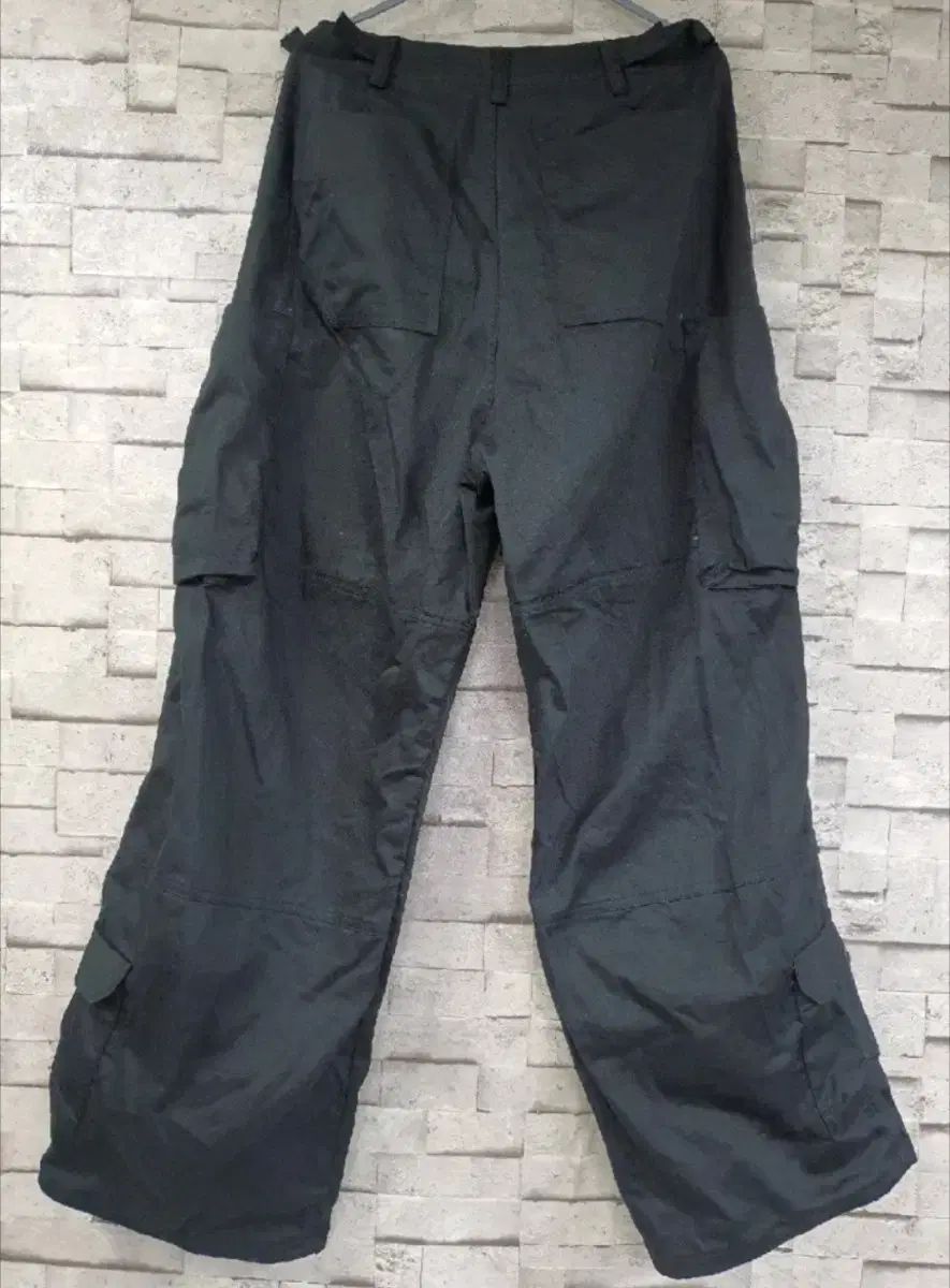 ワイド カーゴパンツ