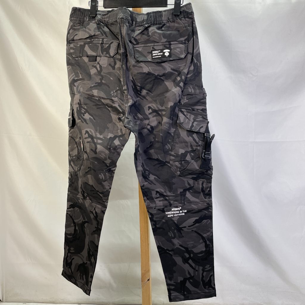 01w-5001 アベイシングエイプ A BATHING APE カモフラ柄 カーゴ