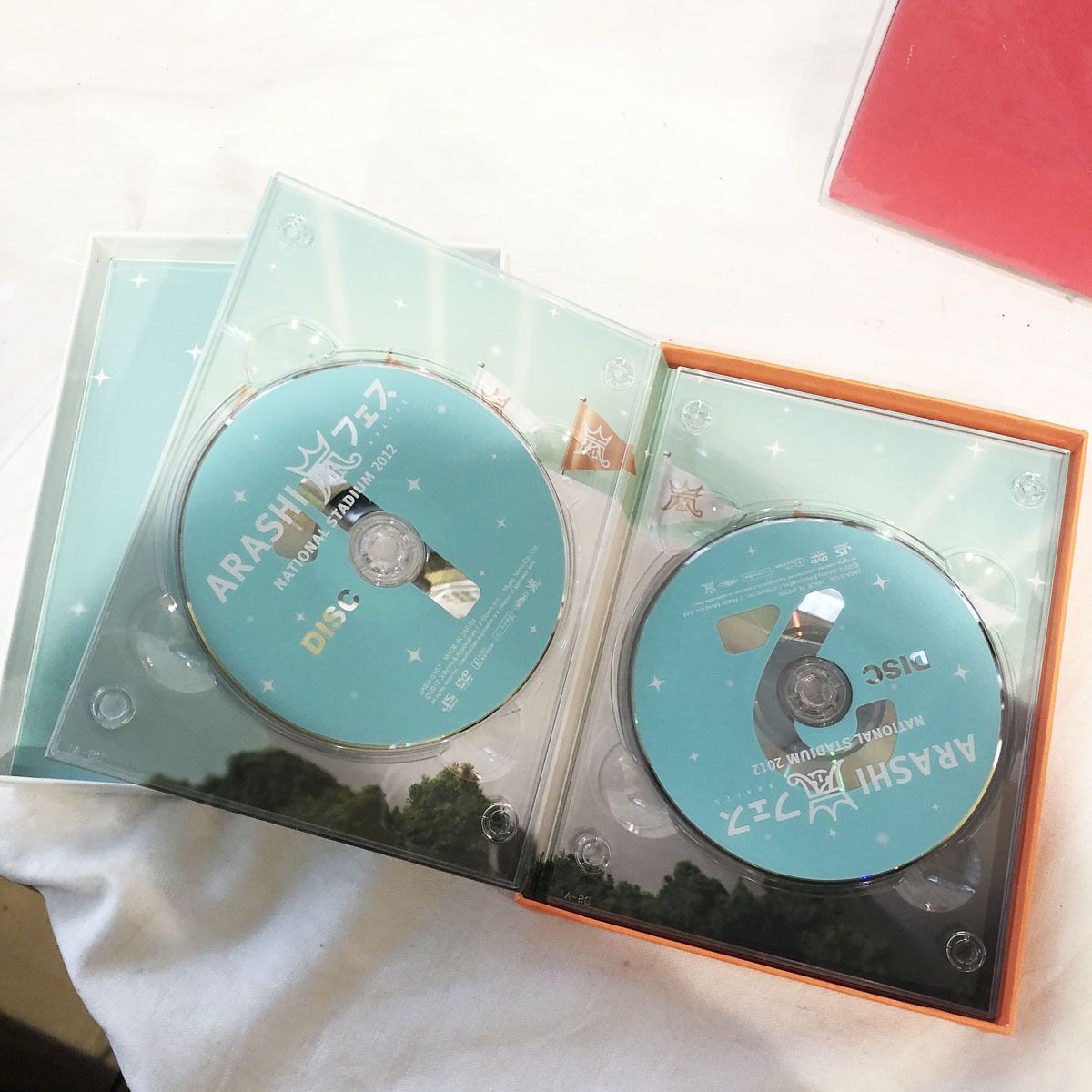 新品　嵐フェス’13 初回プレス仕様 DVD2枚組 Amazon.co.jp: ARASHI アラフェス(初回プレス仕様) [DVD] : 嵐