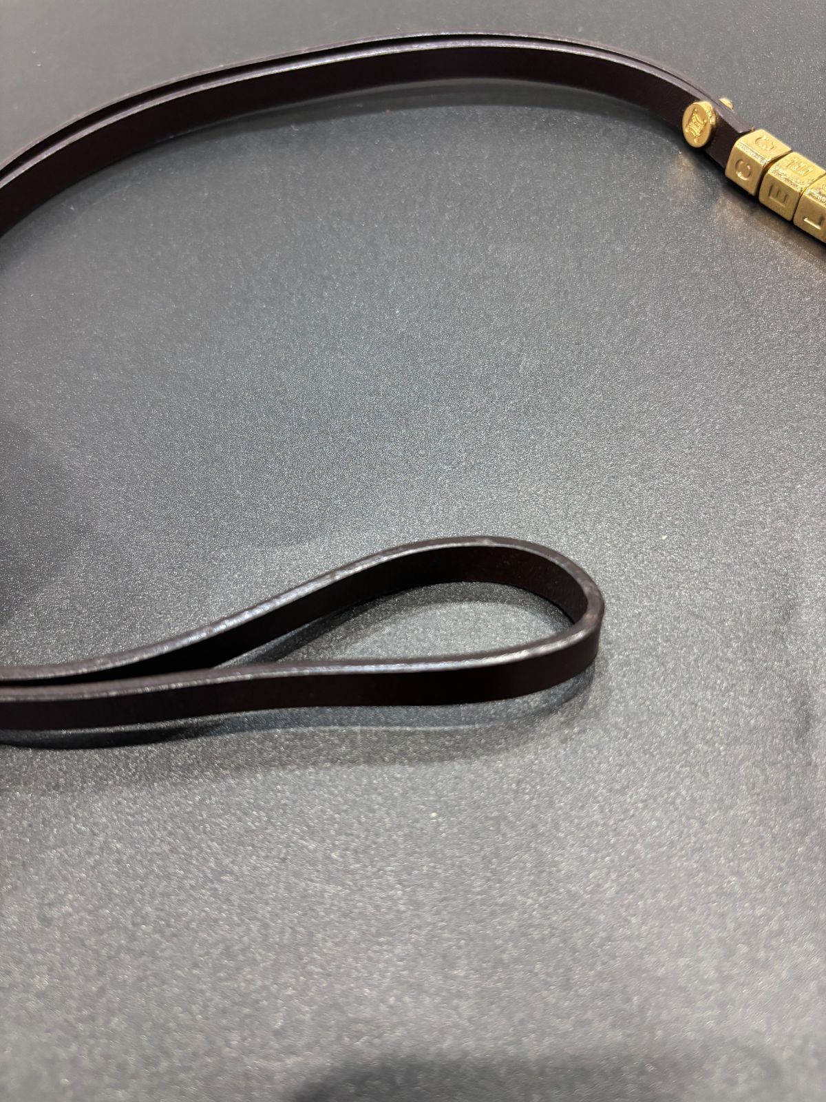 セリーヌ ショルダーストラップ B25090048