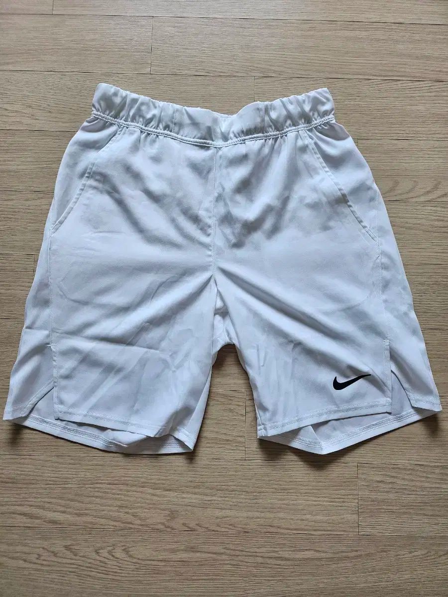NIKE ナイキ 7 インチ ショーツ