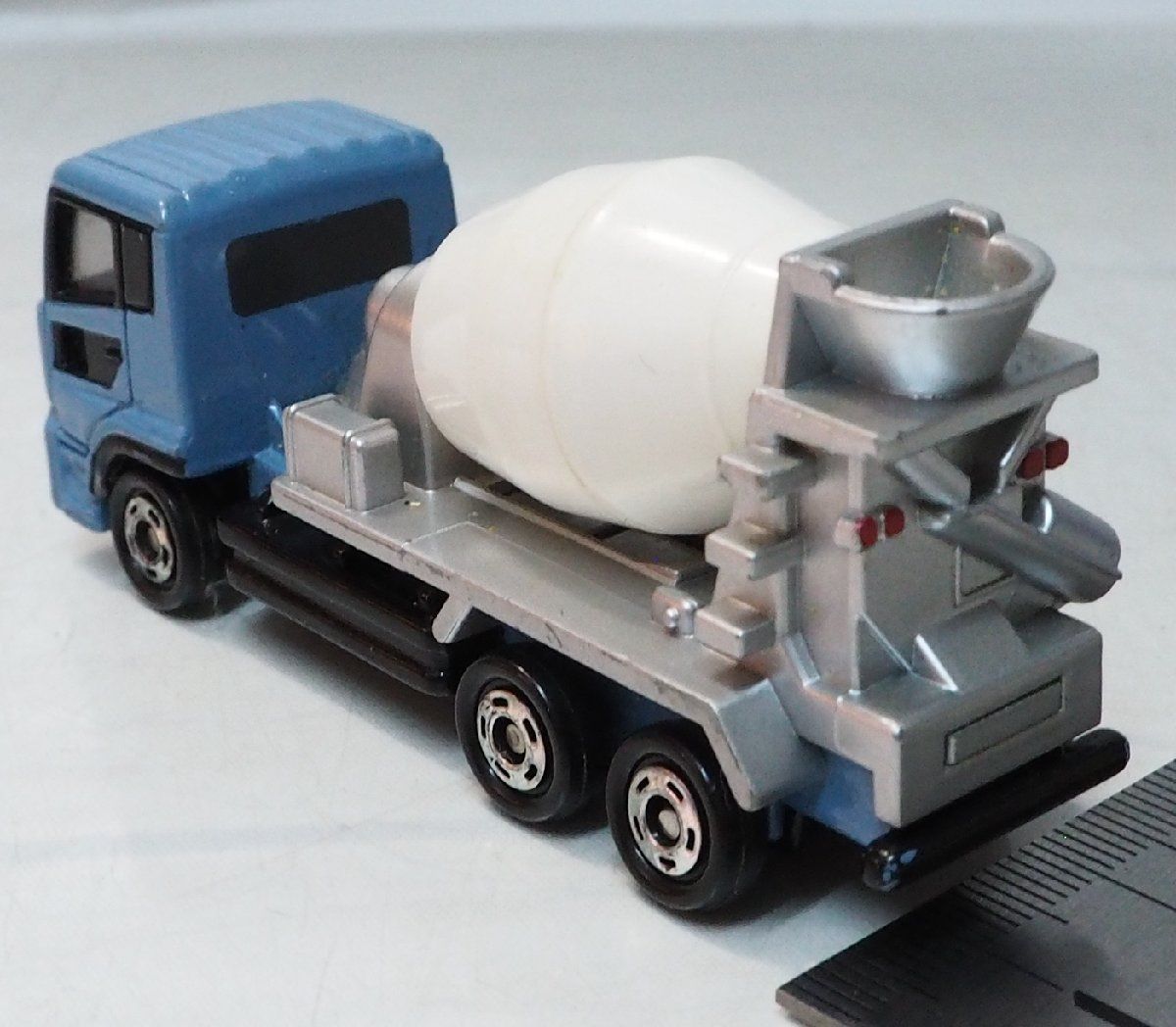 トミカ　31セット 41U3T4BZmXL._UF350,350_QL50_.jpg