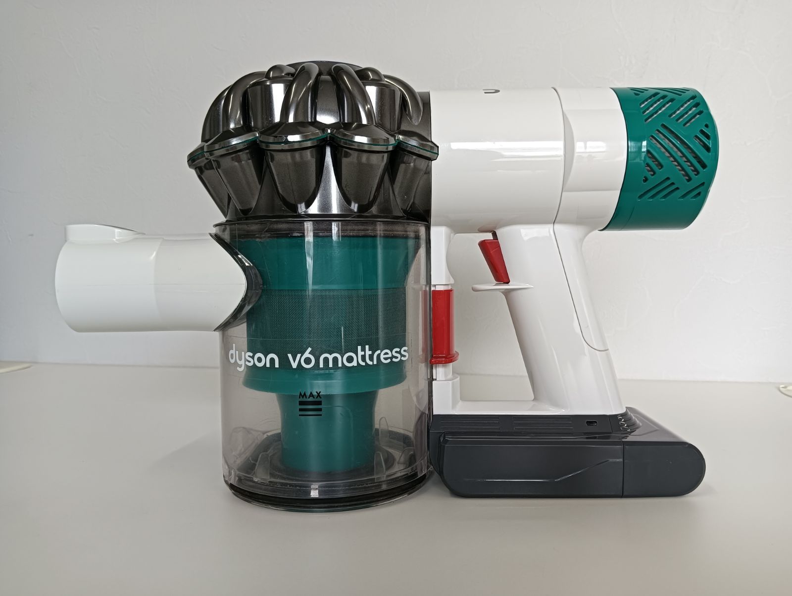 dyson ダイソン v 6 mattress アタッチメント付き