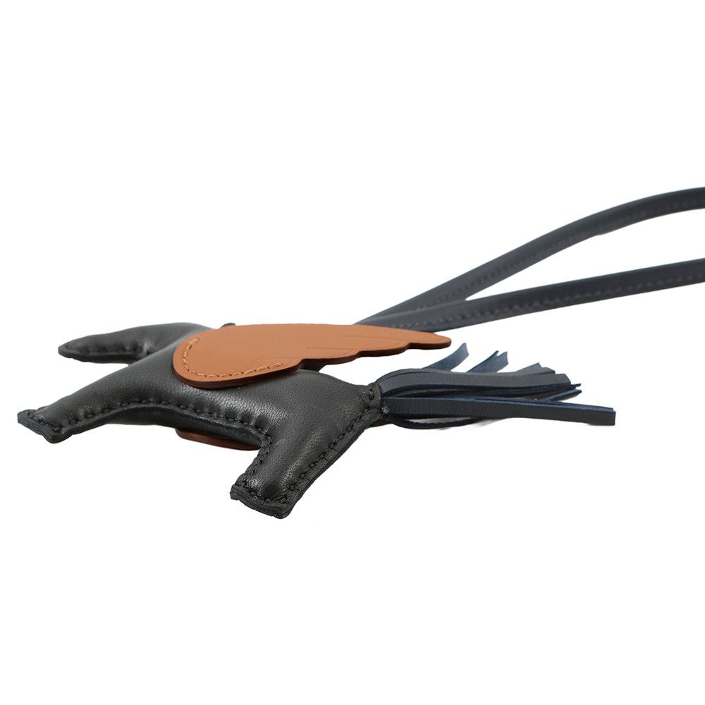 エルメス バッグチャーム ロデオPM ペガサス ブラック ブルーニュイ ゴールド ラムスキン K刻印 HERMES チャーム オーナメント