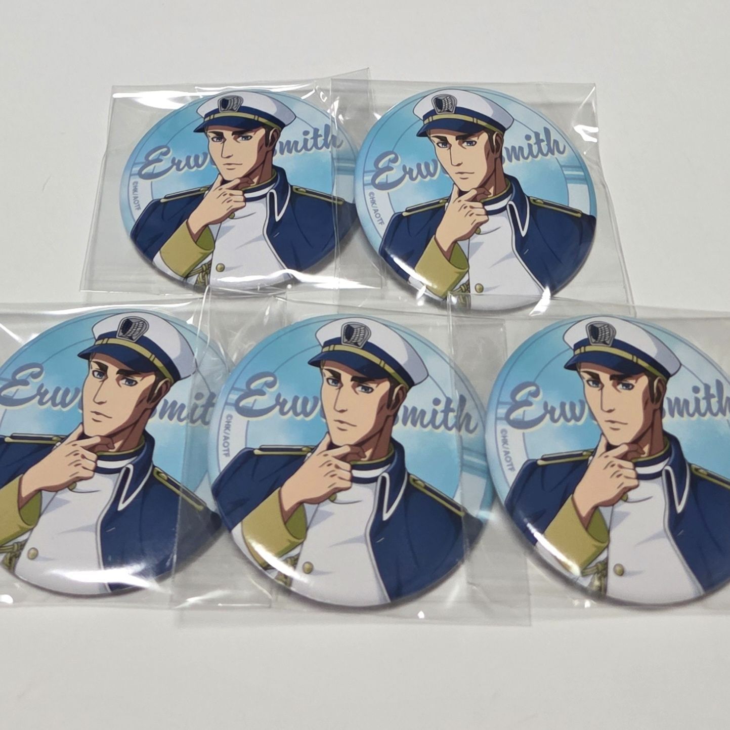 進撃の巨人 まねきねこ 缶バッジ ハンジ 4個セット 進撃 進撃の巨人 缶