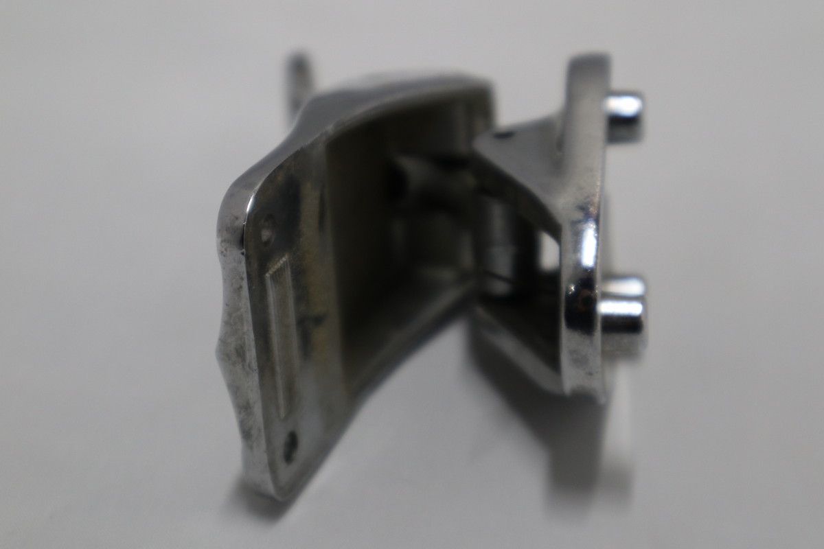 ライトニングスローオフ