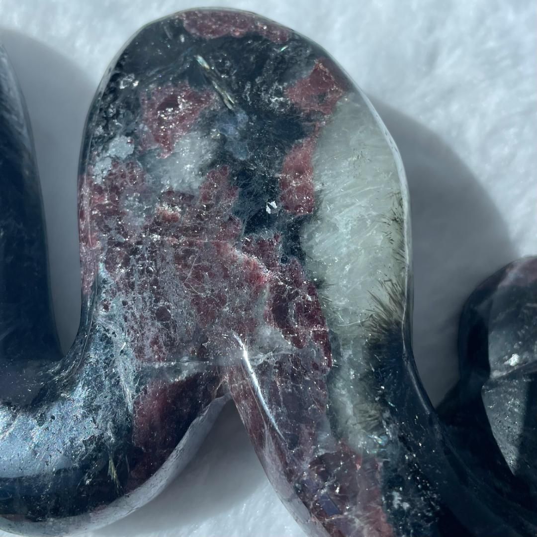 希少 インド産 ガーネットインヌーマイト】蛇 置物 一点物 早い