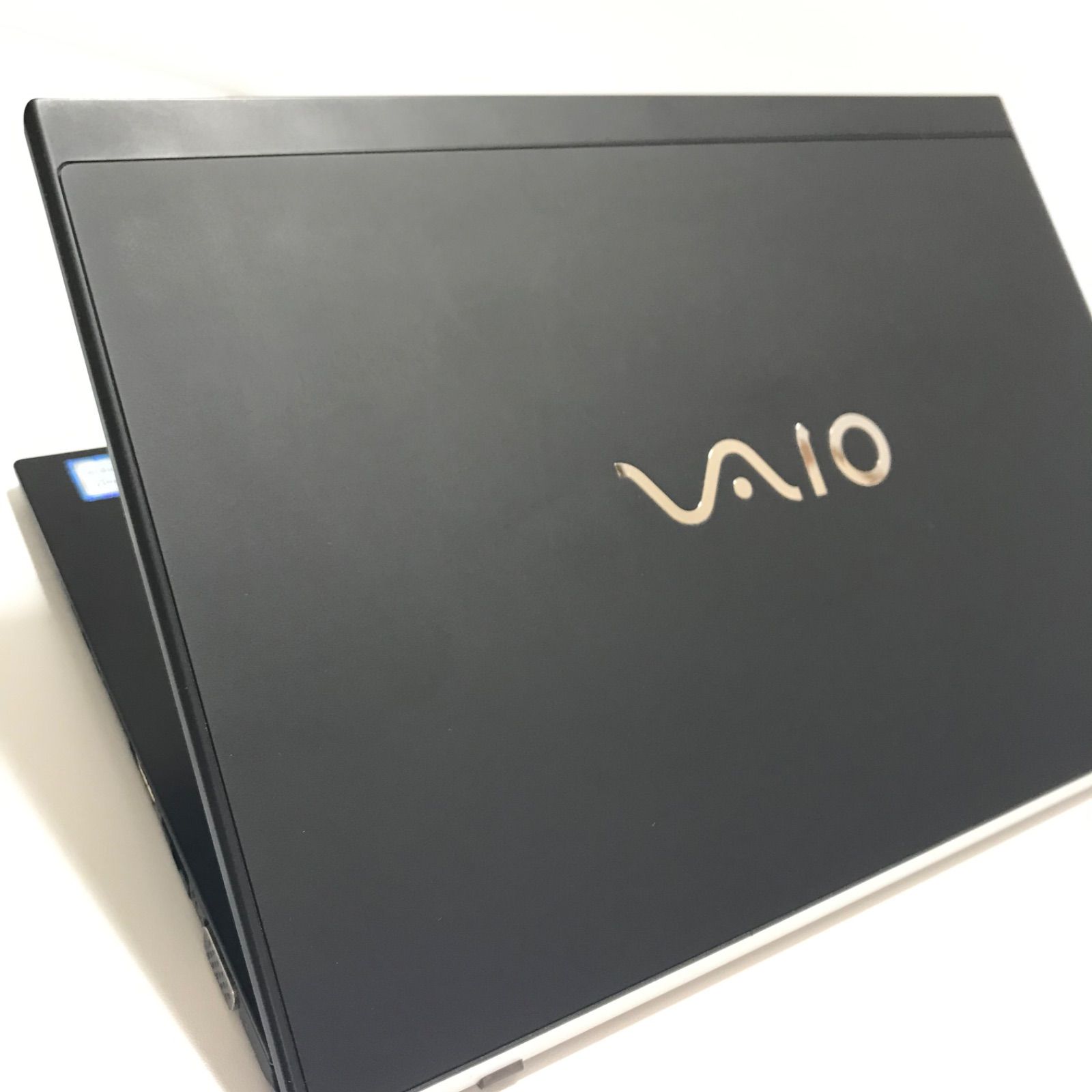 □ノートパソコン VAIO 薄型軽量 SSD256GB カメラ付き 無線LAN Windows