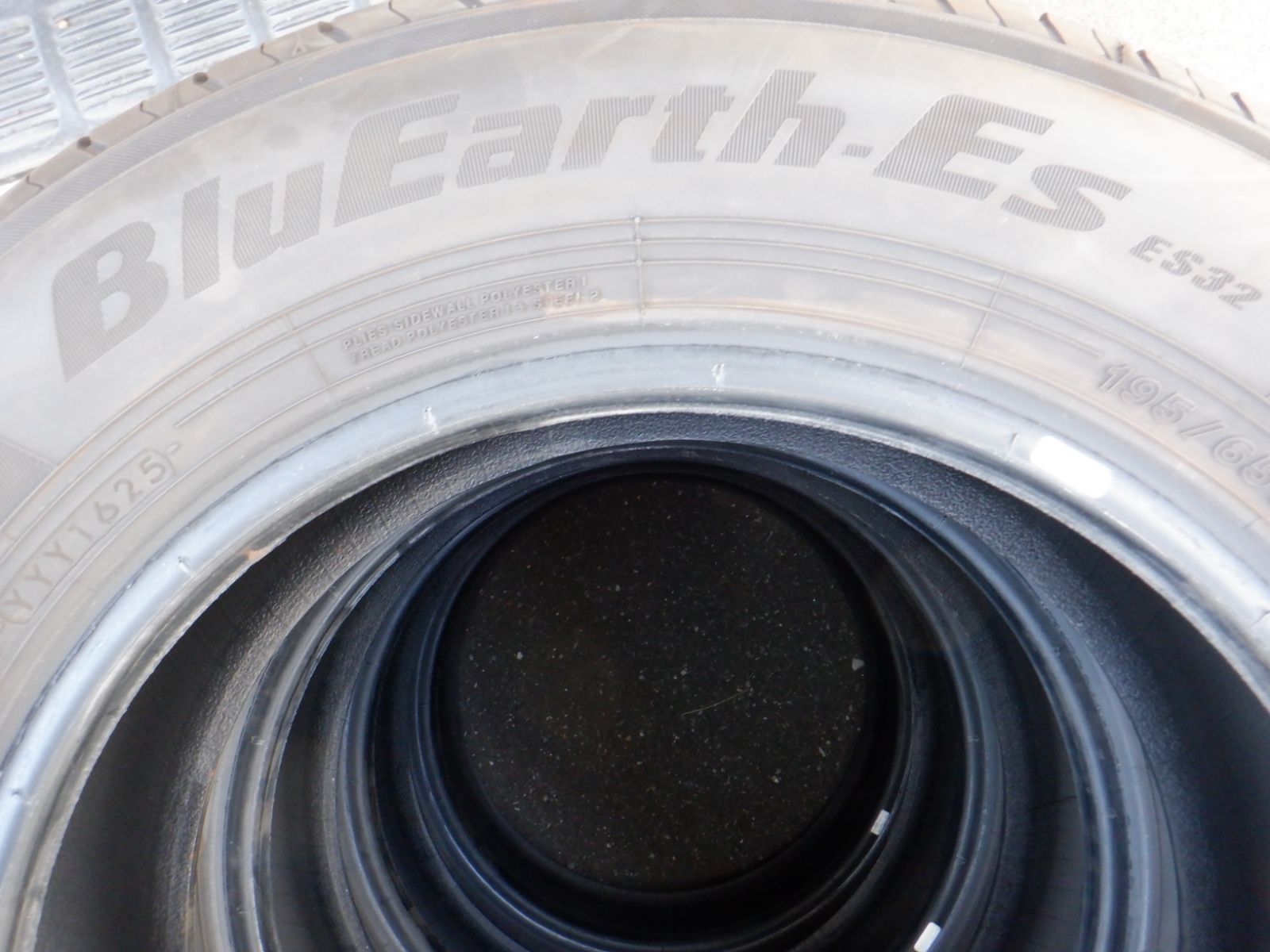 ブルーアースES32