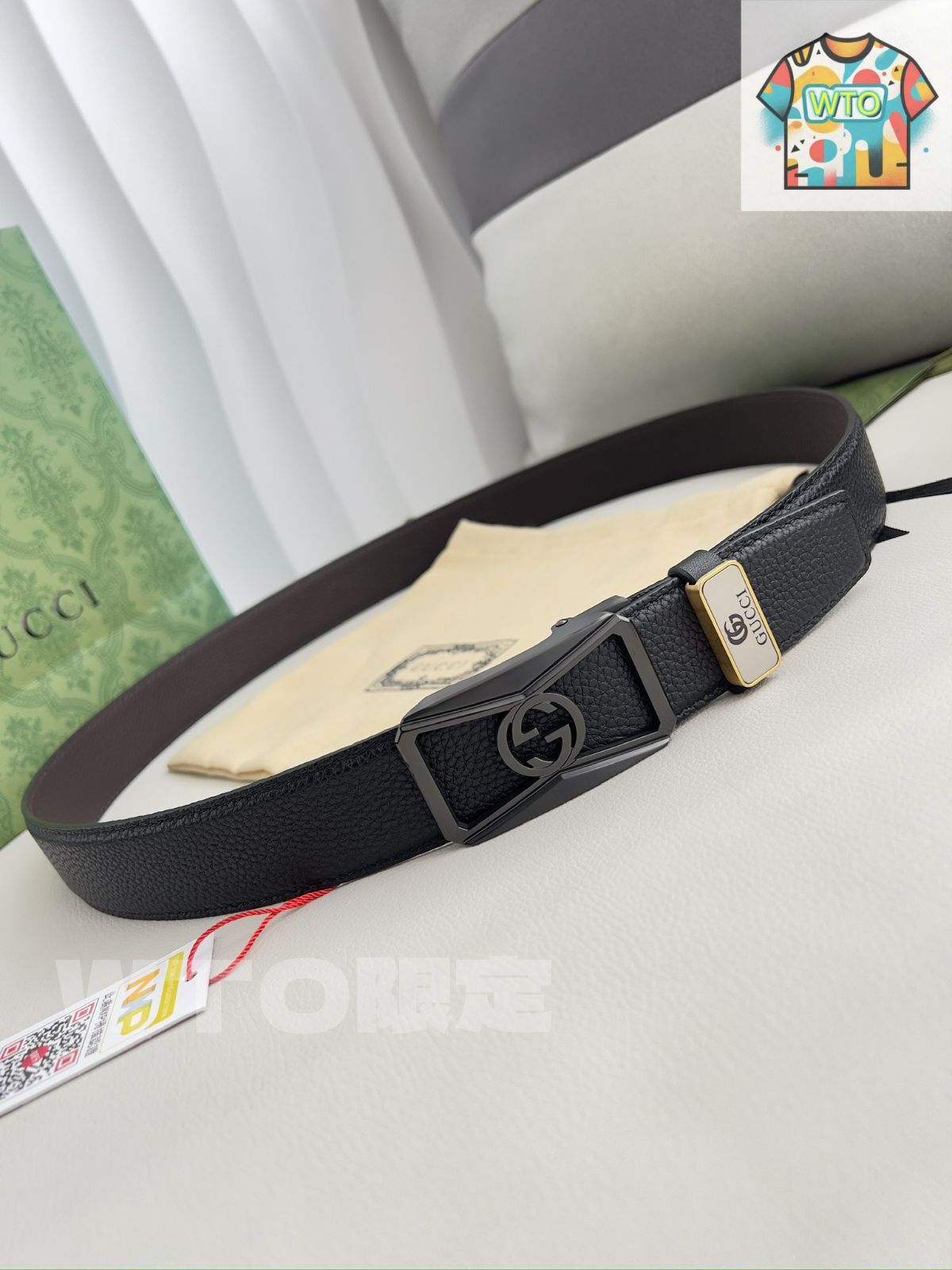①【GUCCI（即購入値下げ交渉歓迎）】bodymaker GUCCI(グッチ) ジオメトリックジャケット690272 690272