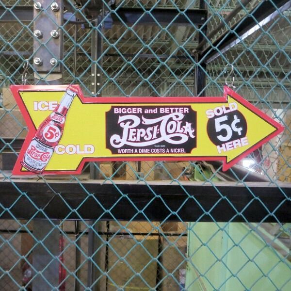 PEPSI ペプシ　sold here 看板　レア PEPSI ペプシ ヴィンテー ジ plastic看板 15-282-1 | BigBear