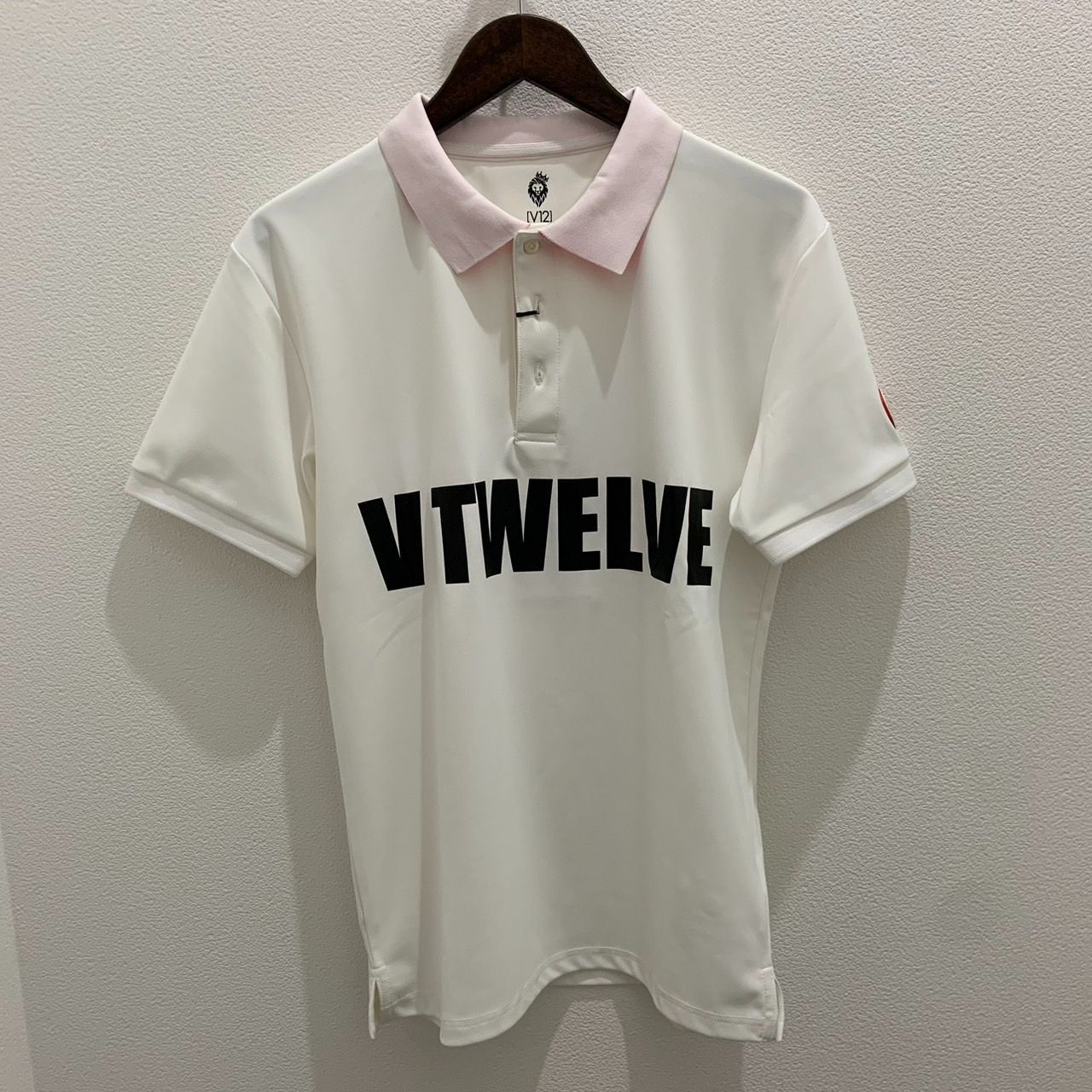 新品】 V12 V-12 ゴルフ メンズ V122010-CT17_02 NEON COLLAR POLO ポロシャツ 半袖 春夏 ネオンカラー  Sサイズ vtwelve 定価20900円 メルカリ