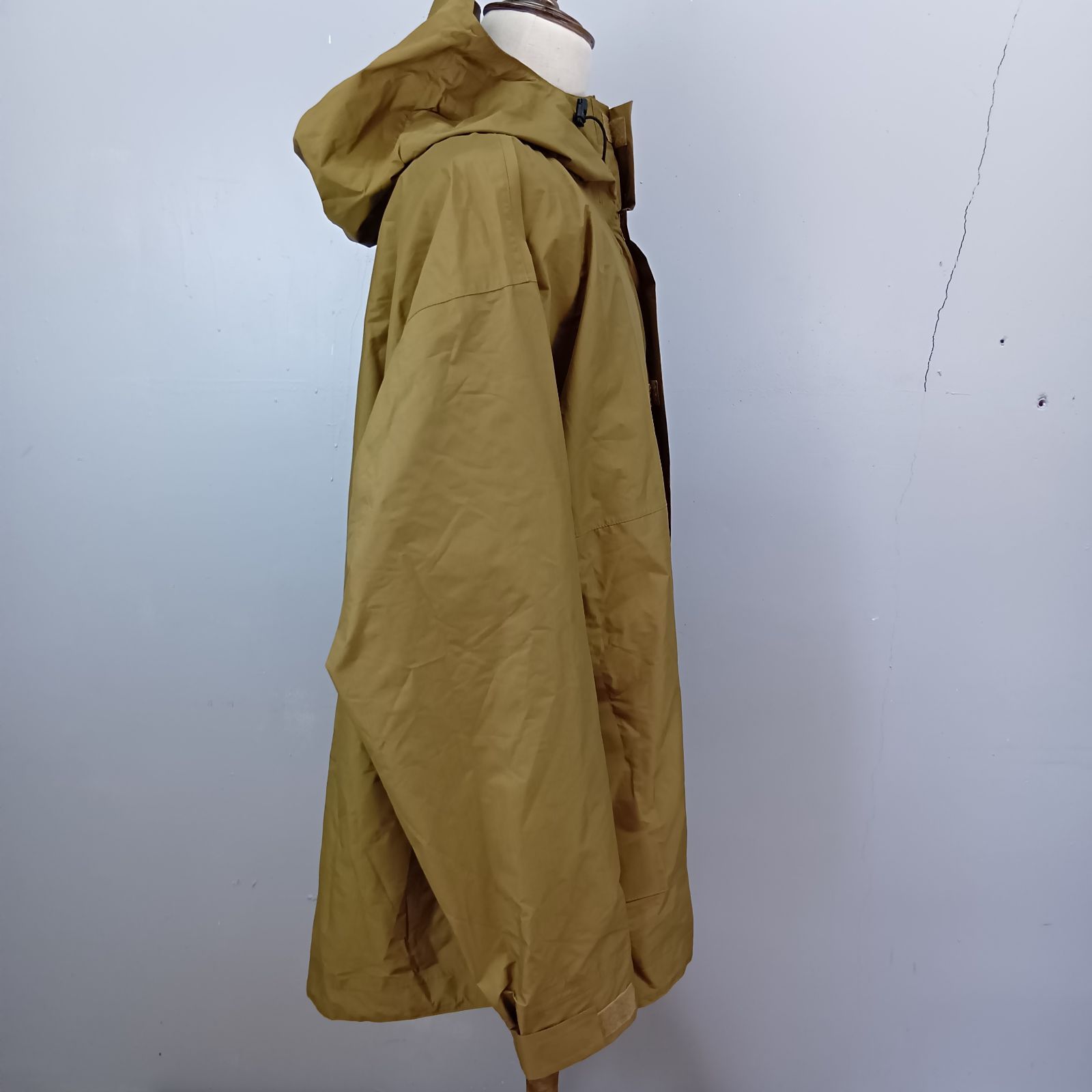 美品】Beyond Clothing ビヨンドクロージング ナイロン