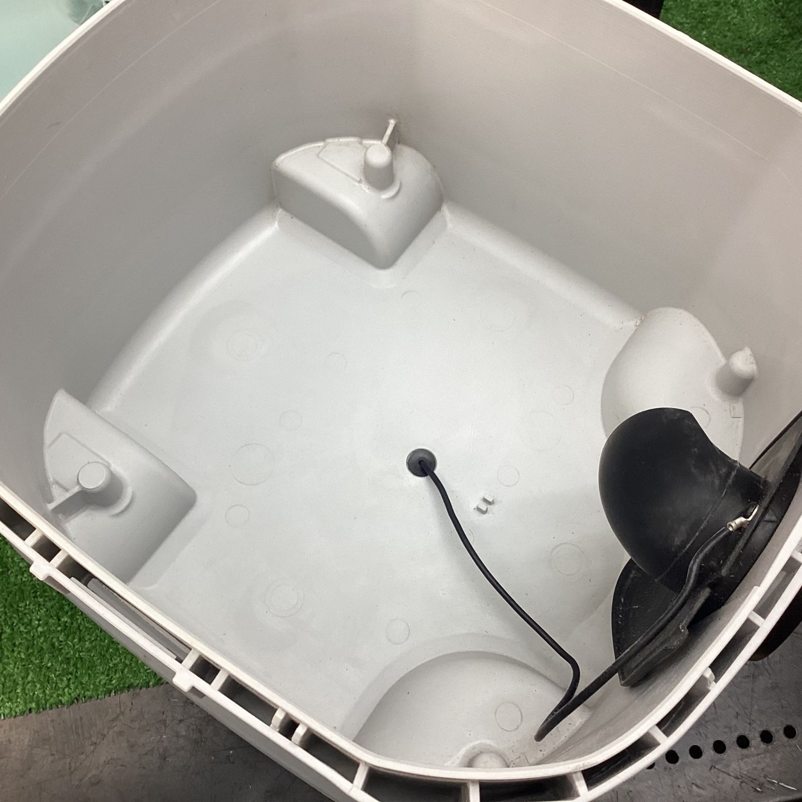 マキタ(makita) 集じん機 乾式 VC0840 最大吸込仕事率(W) 220 動作確認