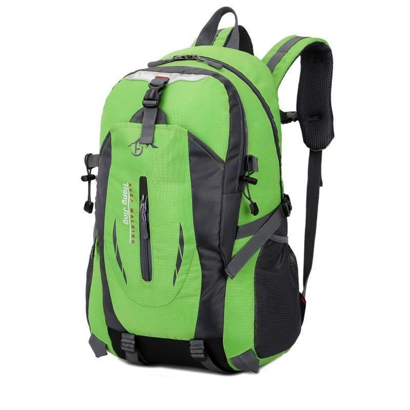 ✨未使用✨レスポートサック　リュック　グリーン　深緑色　軽量　ポケット沢山 送料込 新品○レスポートサック セサミコラボ オスカー リュック