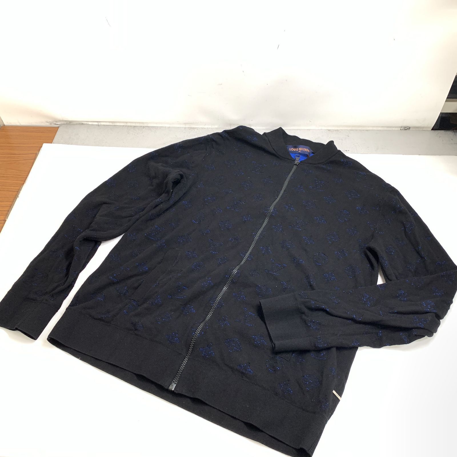 f001 H ルイ・ヴィトン LOUIS VUITTON ボンバージャケット ドロップ 