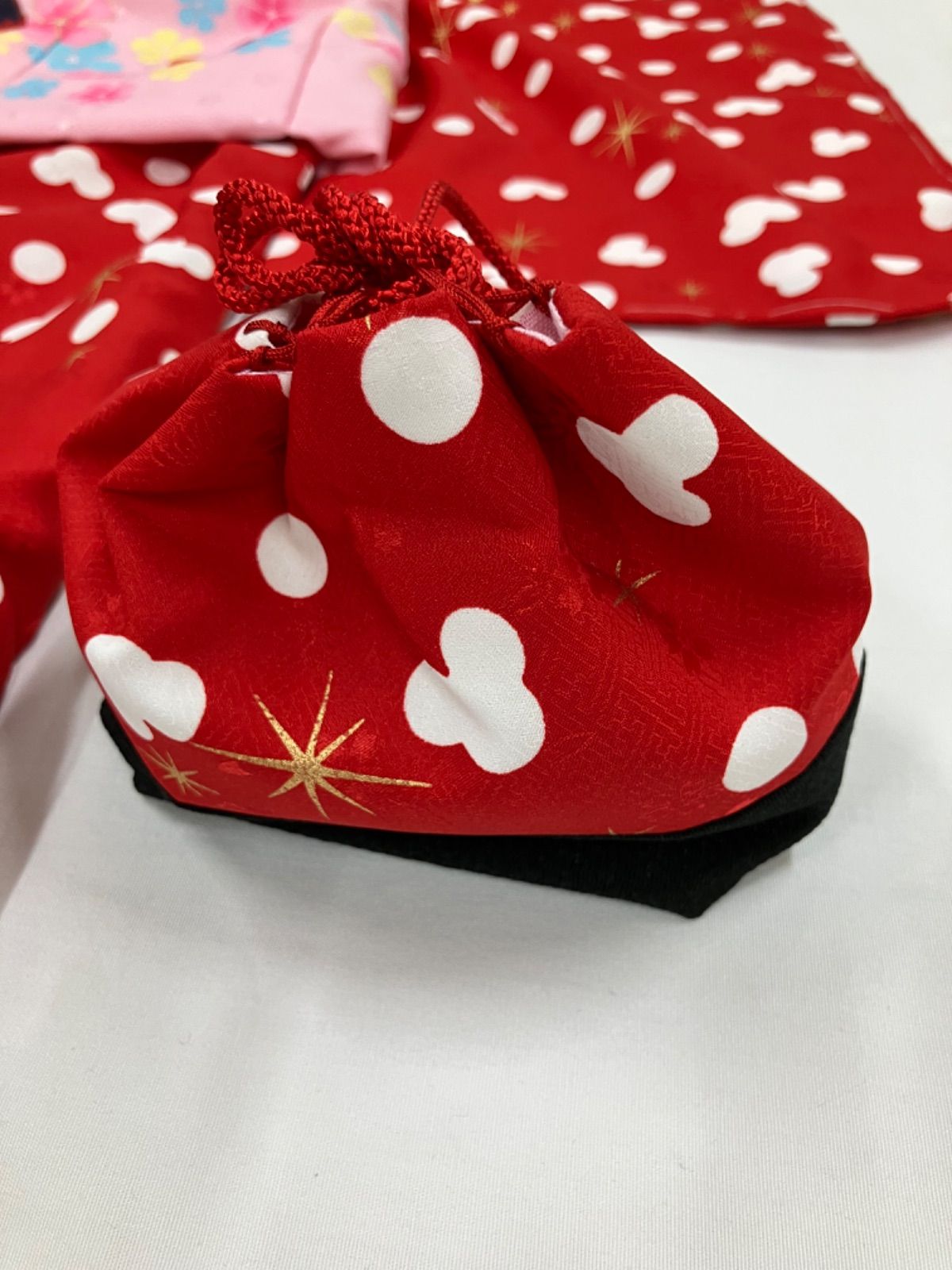 ☆入荷未定m(__)m☆ 入荷未定m(__)m　≪花ラブリ≫HS358PL　新品　七五三　３歳　女の子　被布セット　ディズニー　赤　レッド　ピンク　ミニーちゃん ≪花ラブリ≫HS358PL 新品 七五三 ３歳 女の子