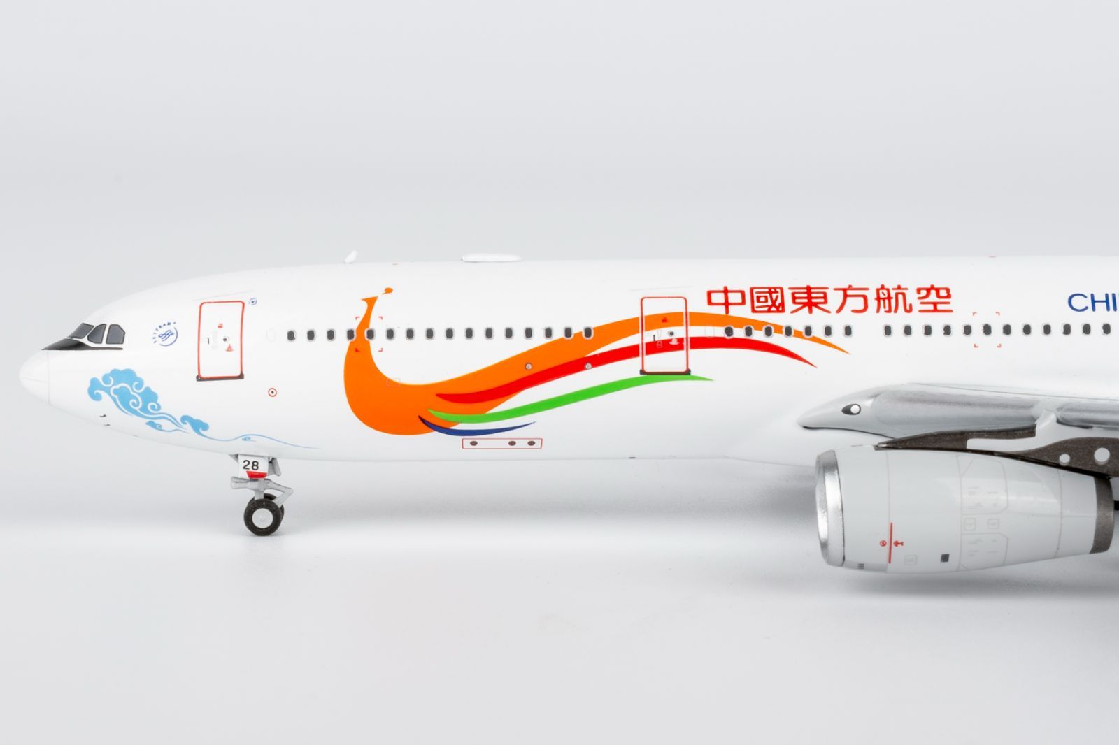 NGmodel 中国東方航空 A330-300 B-6128 1|400 62072