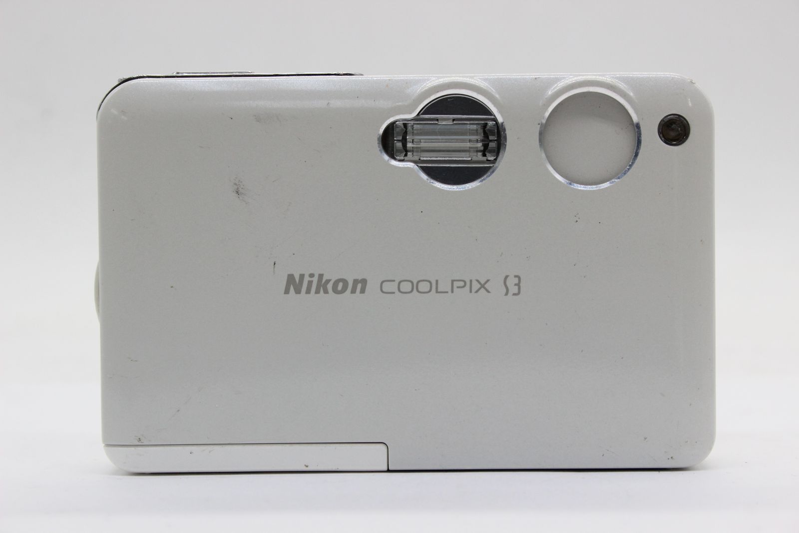 返品保証】 ニコン Nikon Coolpix S3 ホワイト バッテリー付き