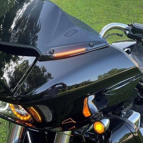 【2025年最新作】 V2 ROAD GLIDE LED ウインドシールドトリム AUXILIARY ターンシグナル付 クローム 2015〜24年FLTR 2025〜25年FLTRT 実績のある
