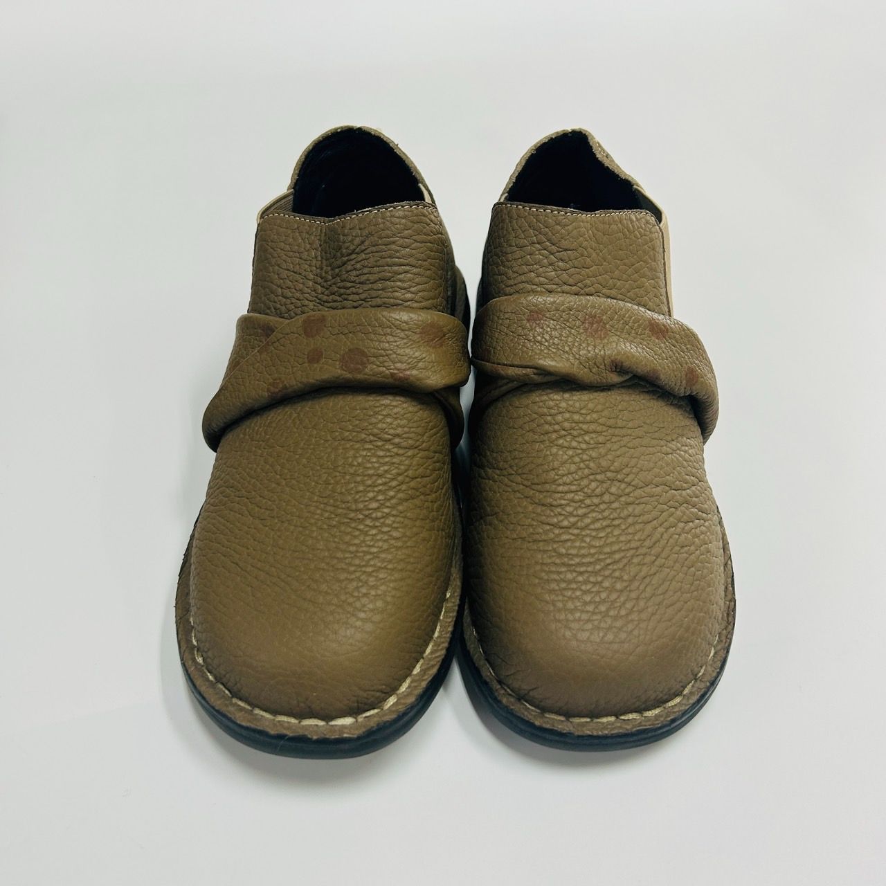 慈雨 22 ブラウン系 シューズ ローファー センソユニコ 靴 ドット柄 KIN-KAAI_COM