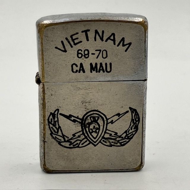 ジッポー ZIPPO ベトナムジッポー 1969年 米軍パイロット徽章 使えます ヴェトナムジッポー - メルカリ