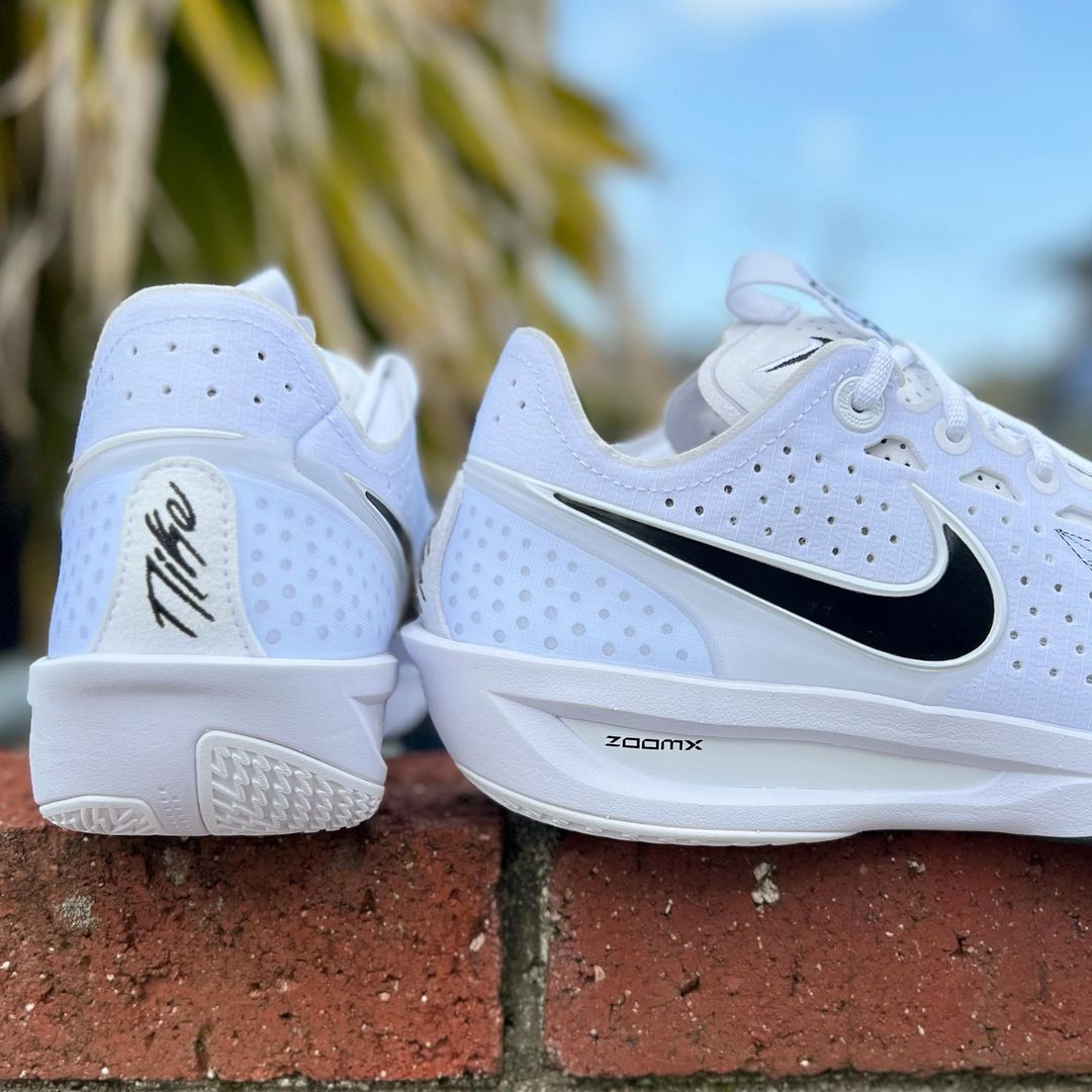 NIKE AIR ZOOM G.T. CUT 3 ナイキ エア ズーム GT カット 3 【MEN'S