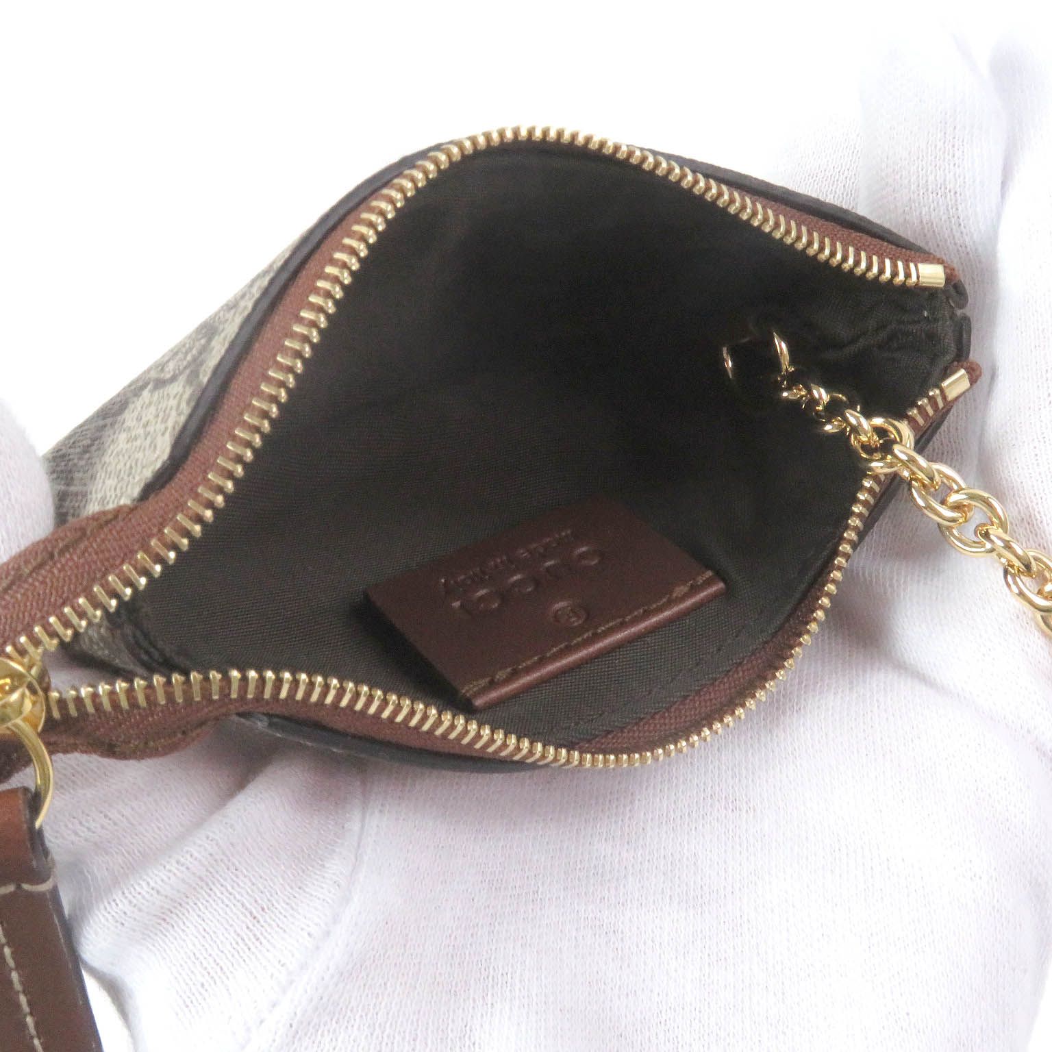 美品□GUCCI グッチ 447964 GGスプリーム ロゴ総柄 レザーパイピング  