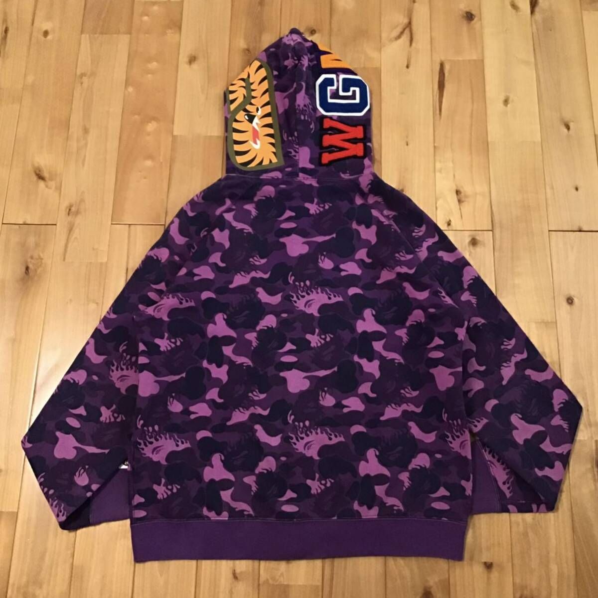 ☆ムック限定☆ Fire camo シャーク パーカー Sサイズ shark full zip hoodie a bathing ape flame  BAPE purple camo エイプ ベイプ - メルカリ