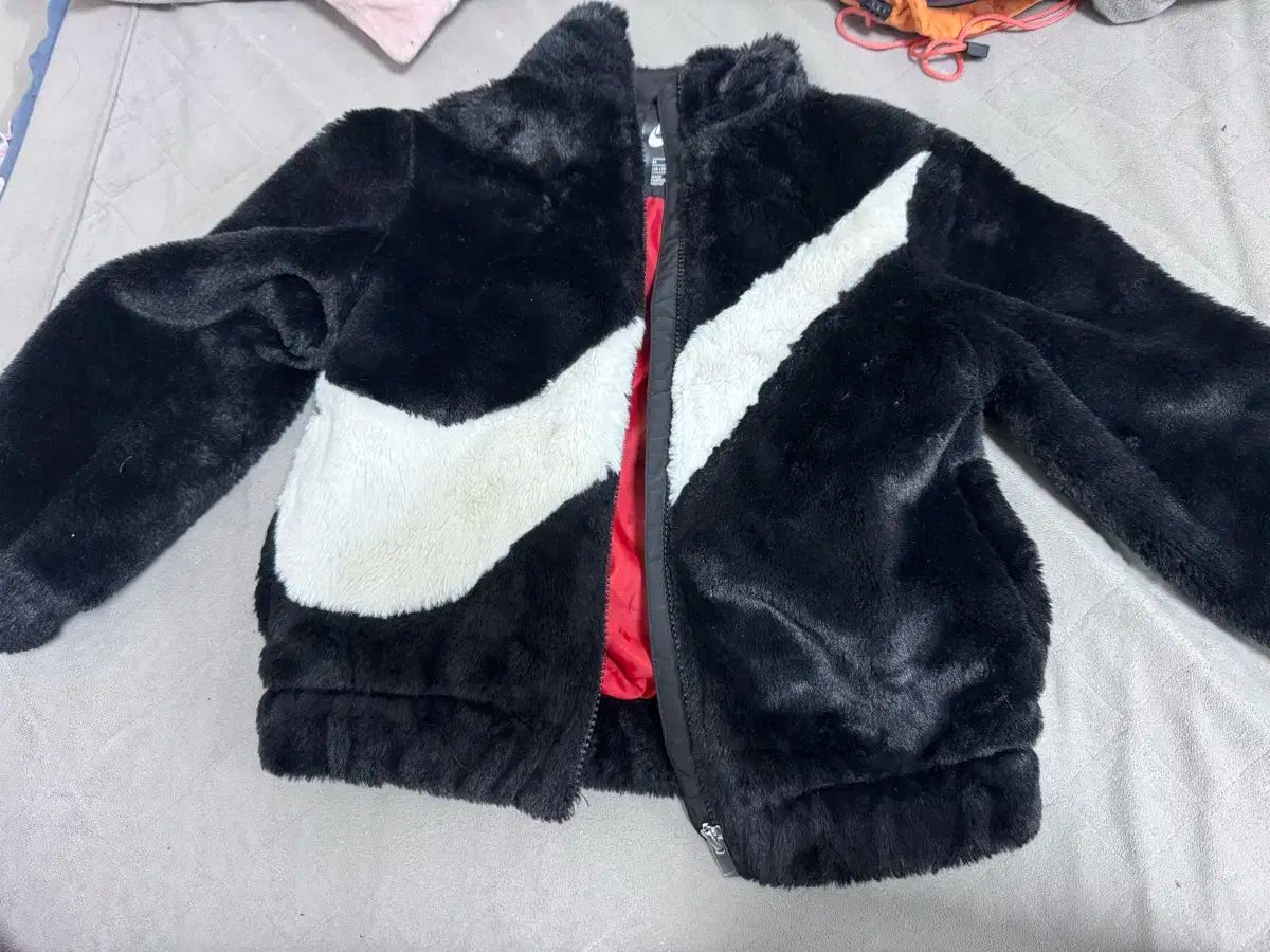 NIKE(ナイキ) ビックスウォッシュ ファー ジャケット L キッズ 黒