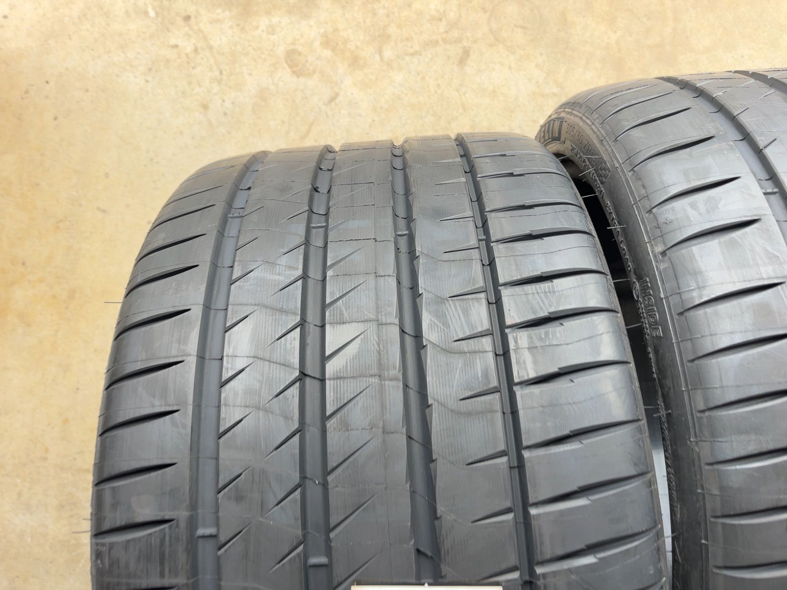 ミシュラン 4S 305 30 19 製 2本 FFCRYSTALESIA_COM